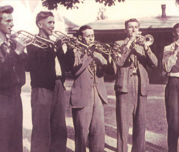 Stadtkapelle: Übertragung der RAWAG auf dem Sender Wien I. unter Mitwirkung einer Blasmusikgruppe der Musikschule (Trompetenregister) - Kappel/Schönfeldinger/Obojkovits/Stubits