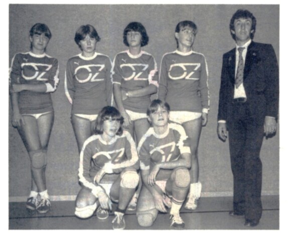 Damenteam des ASKÖ-Volleyball Oberwart im Gründungsjahr - Obojkovits/Boandl/Szabo/Varias/Schober/Steurer