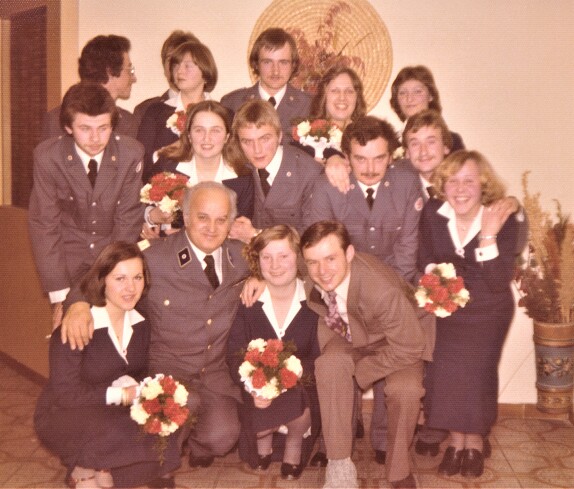 Rotes Kreuz: Ball im Gasthof Neubauer - Ruzsa/Guger/Böcskör/Miklos/Oswald/Paul/Imre/Benedek/Drobits/Topler/Seper/Jaric