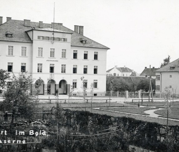 Ansichtskarte: Kaserne (Prinz Eugenstraße 4 und 6)