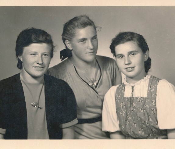 Drei Freundinnen - (Szelinger/Adorjan/Fülöp/Karlovits)