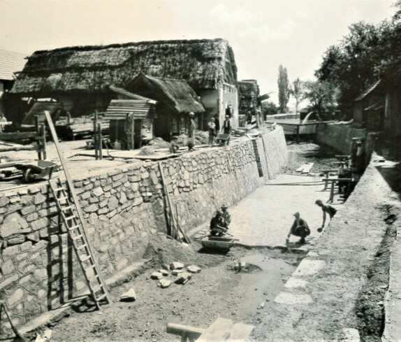 Pinka: Regulierung 1937 / Gerinne etwas unterhalb des Hauses Grazerstraße 71 (Gasthaus Zambo)