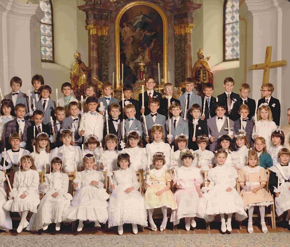 Röm. kath. Pfarre: Hl. Erstkommunion 1988 (Steszgal/Schwarz)