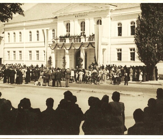 Stadtgemeinde: Rathausweihe am 4. September 1949