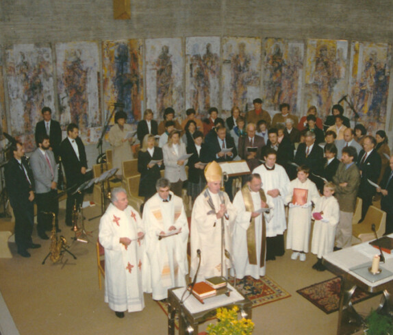 Röm. kath. Pfarre: 25 Jahre Osterkirche - Festmesse am 30. Oktober 1994