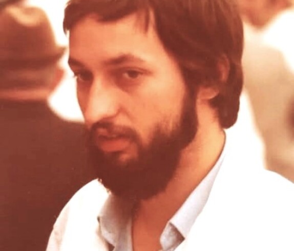 Peter Sitar (*1958) als Mitarbeiter im Inform-Weinzelt