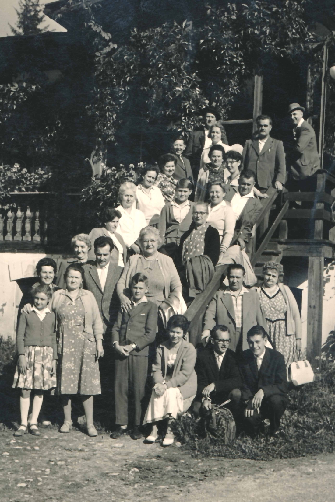 Ausflug: Österreichrundfahrt des Gewerbevereins oder der Konsumgenossenschaft