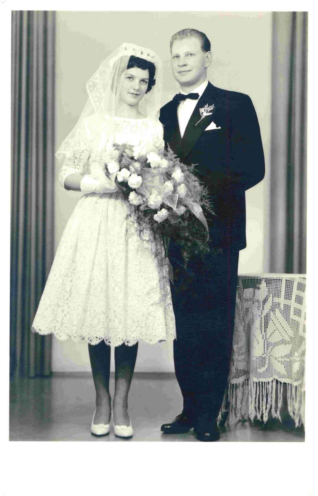 Das Hochzeitspaar Vilma Toth (*1941) und Peter v. Csoknyai (*1931/+2001)