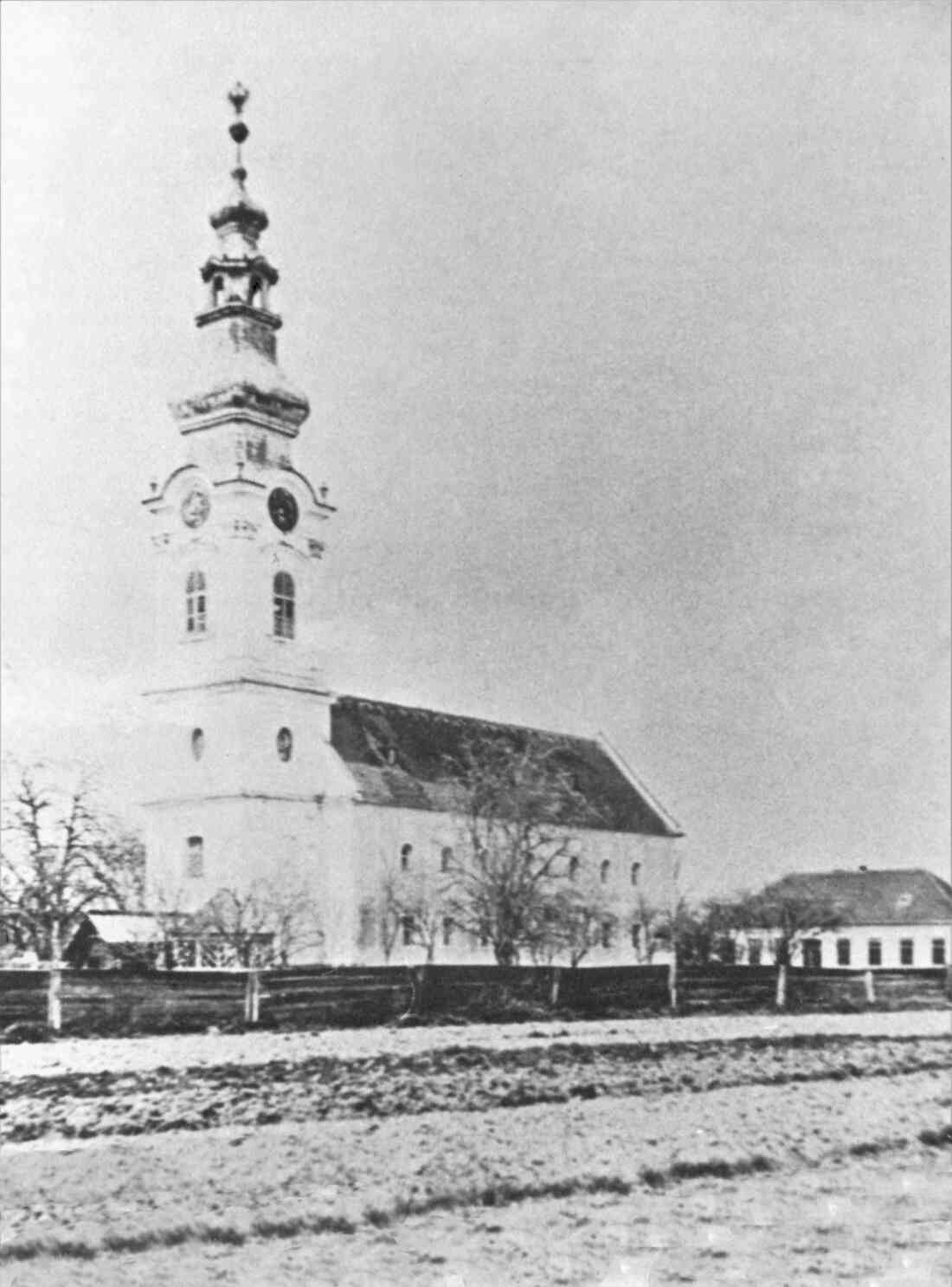 Reformierte Pfarrgemeinde: Kirche und Schule