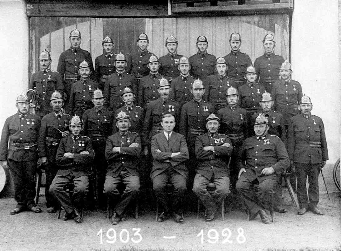 St. Martin: Mannschaftsfoto der Feuerwehr 1928 (Korbadits)