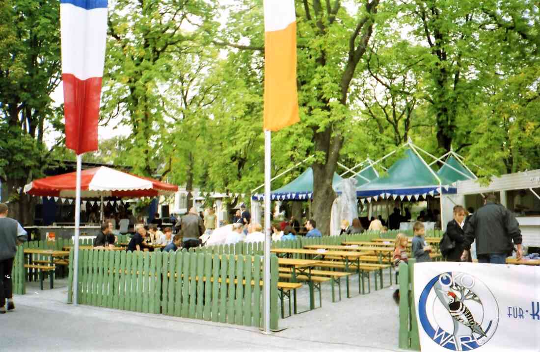 EuroWart 2000: Stadtpark im Juli