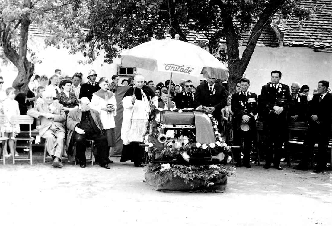 St. Martin: Motorspritzenweihe  der Freiwilligen Feuerwehr (Schaffer/Wiesler)