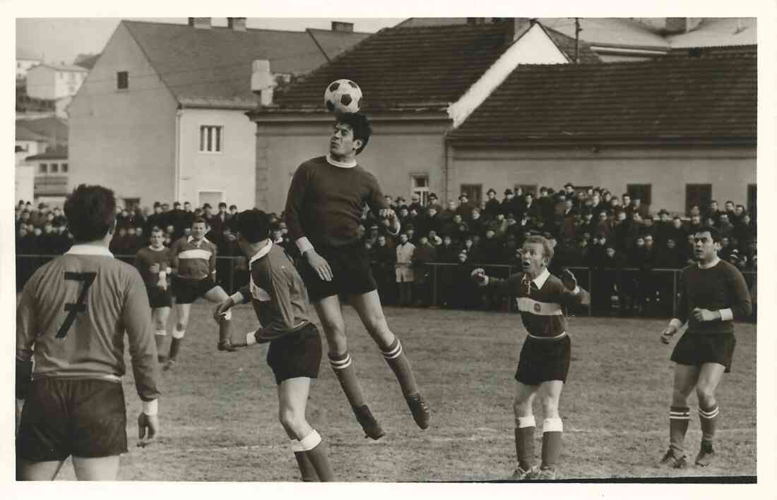 Fußball: Szene aus dem Freundschaftsspiel ASKÖ Oberwart gegen Rapid Wien