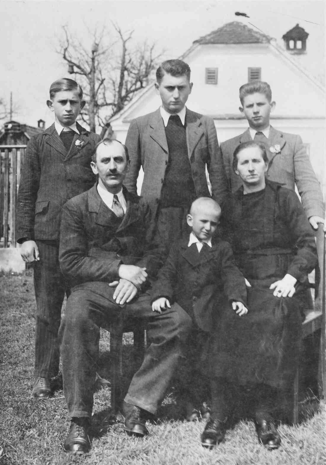 Familie Jozsef Gangoly (*1899 / +1969) - Grazerstraße 41b