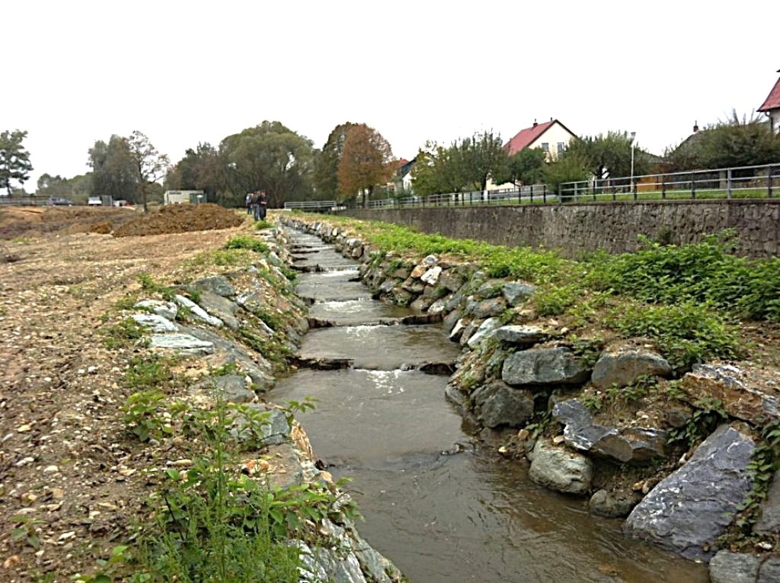 Wehrgasse: Errichtung einer Fischaufstiegshilfe im SW des Stieberteichs und der Pinka vor der Renaturierung des Flusses