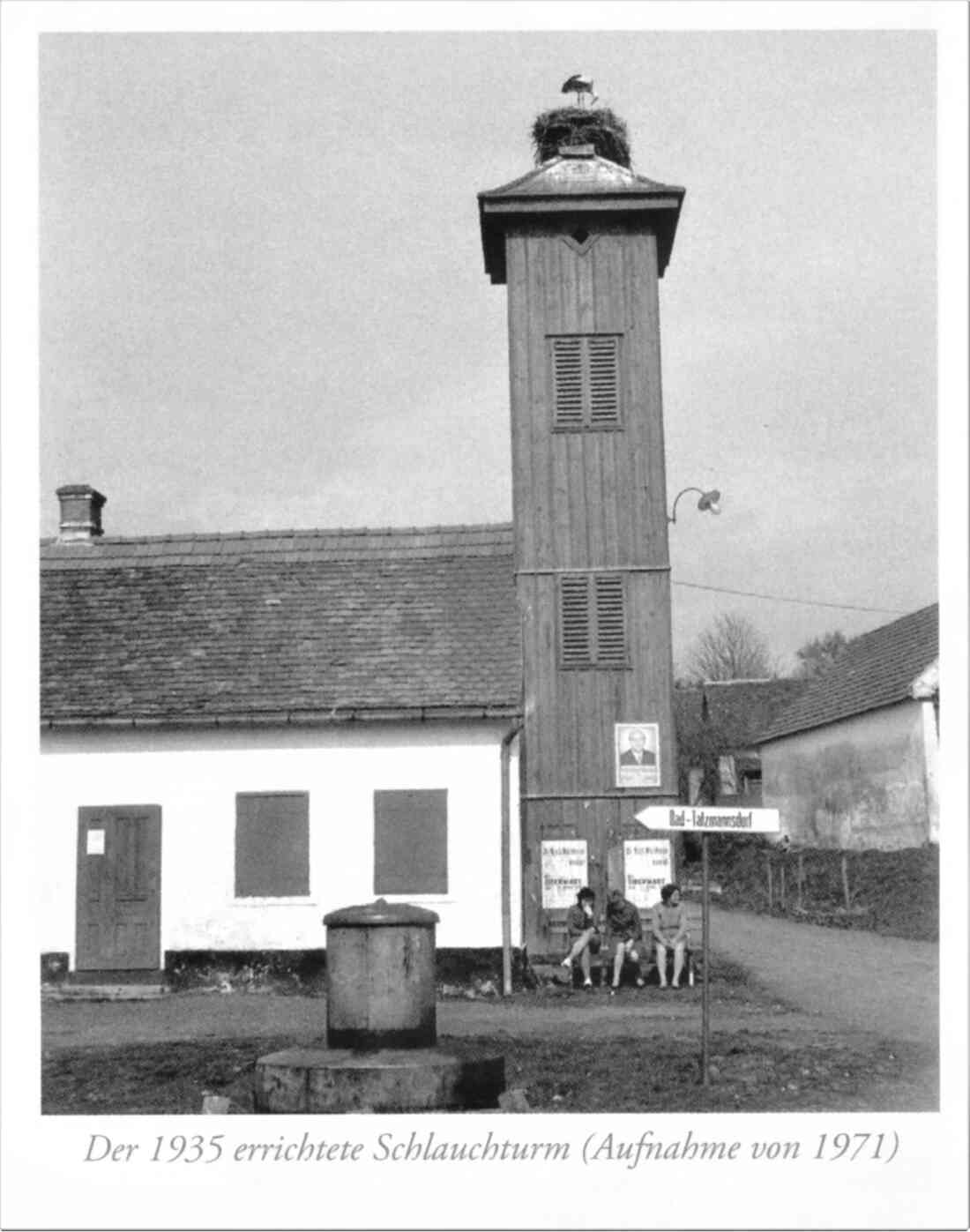 St. Martin: Schlauchturm der Feuerwehr