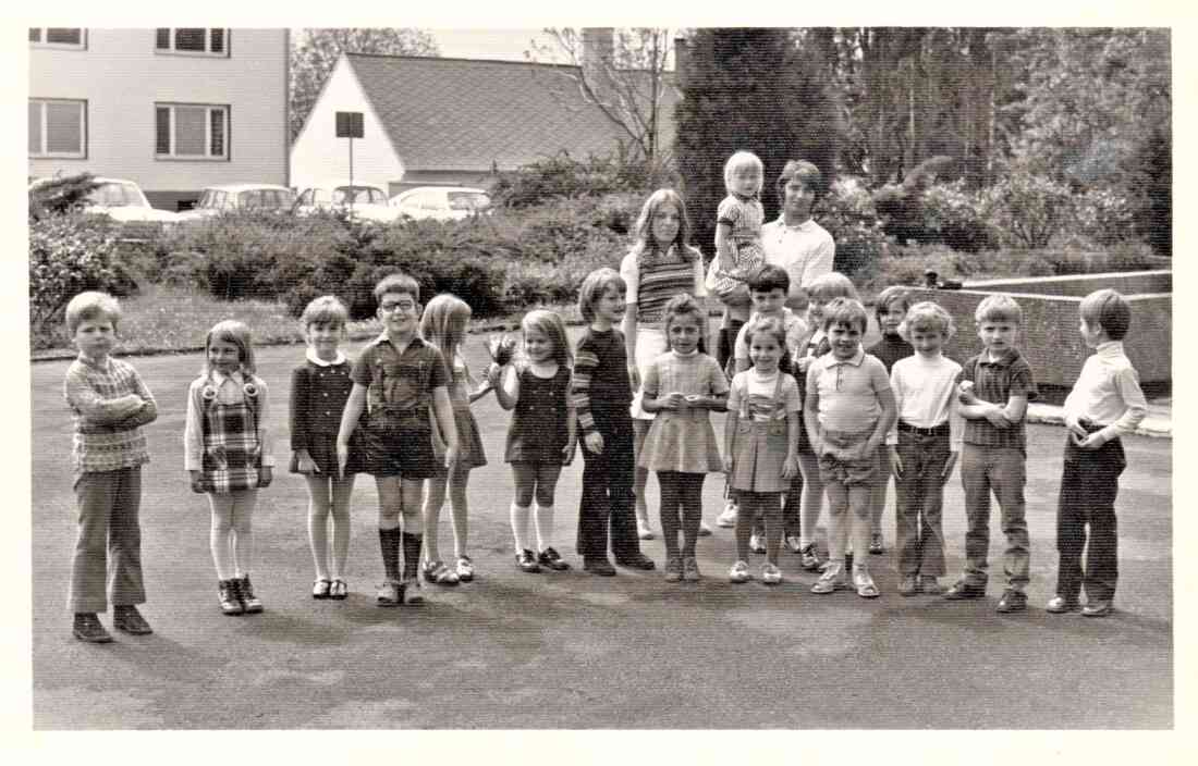 1. Jahrgang einer Vorschulklasse an der Volksschule (Baldauf/Karner)