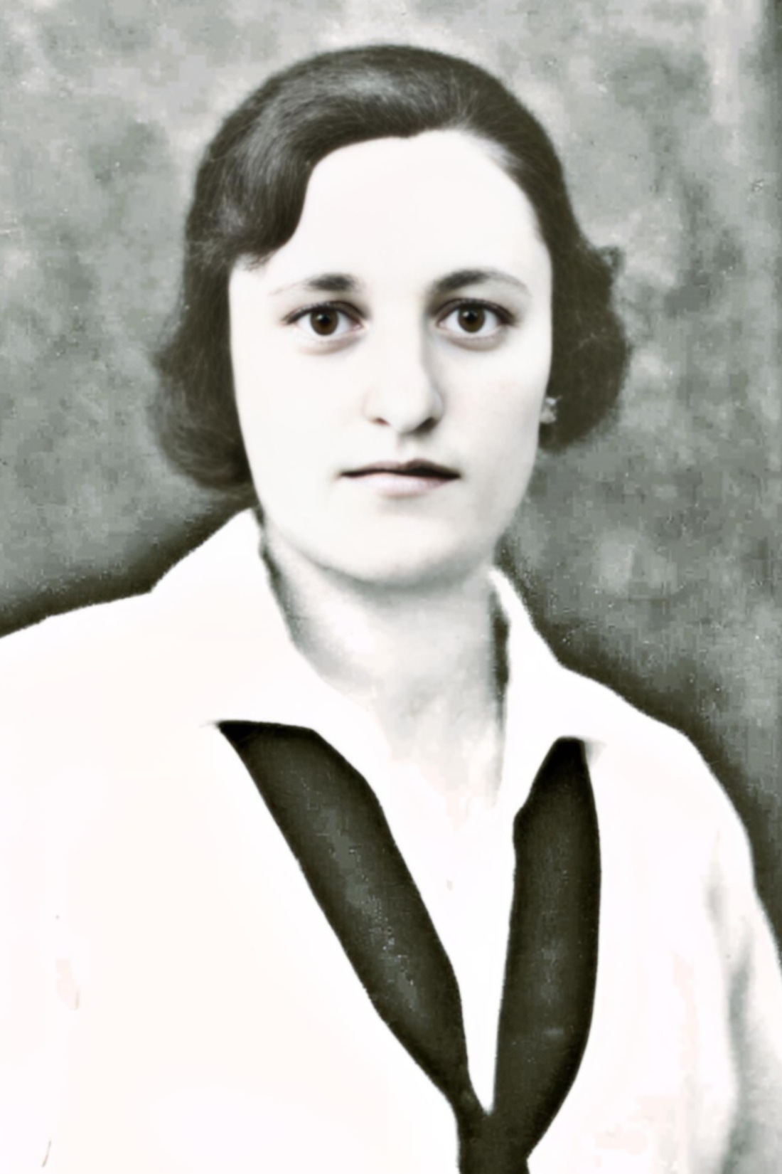 Juliane Topler, geb.Nemeth (*1907/ +1979) - Portrait