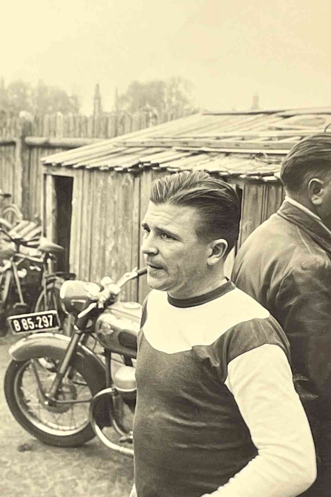 Fußball: Ferenc Puskas vor dem Spiel des Ungarischen Nationalteams gegen den SC-Oberwart