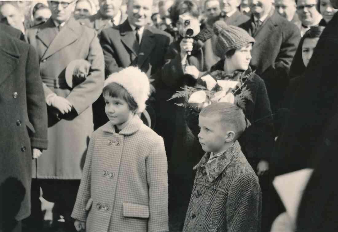 Bau der neuen röm. kath. Osterkirche: Begrüßung von Diözesanbischof DDr. Stephan László