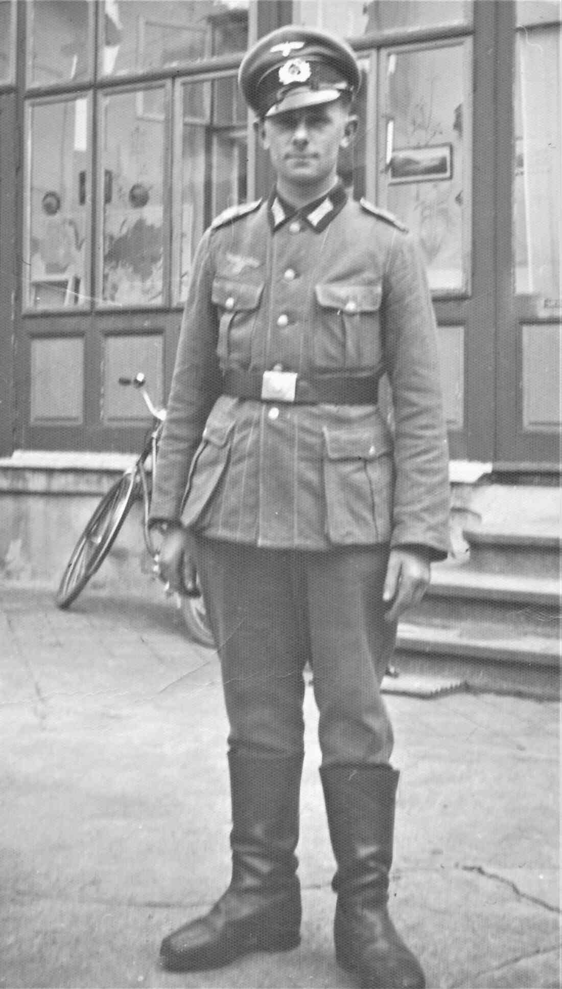 Johann Glavanovits *1924 /+2010 als Soldat der Deut. Wehrmacht