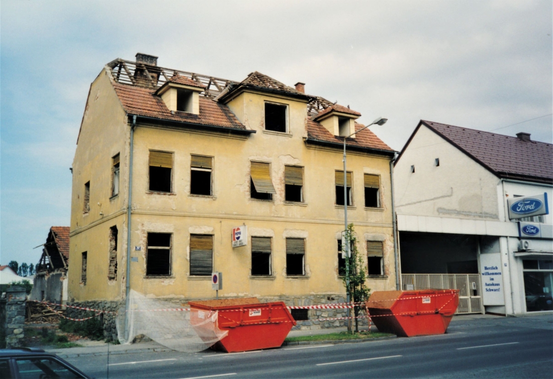 Abriss des "Gangolyhauses" (Wienerstraße 37)
