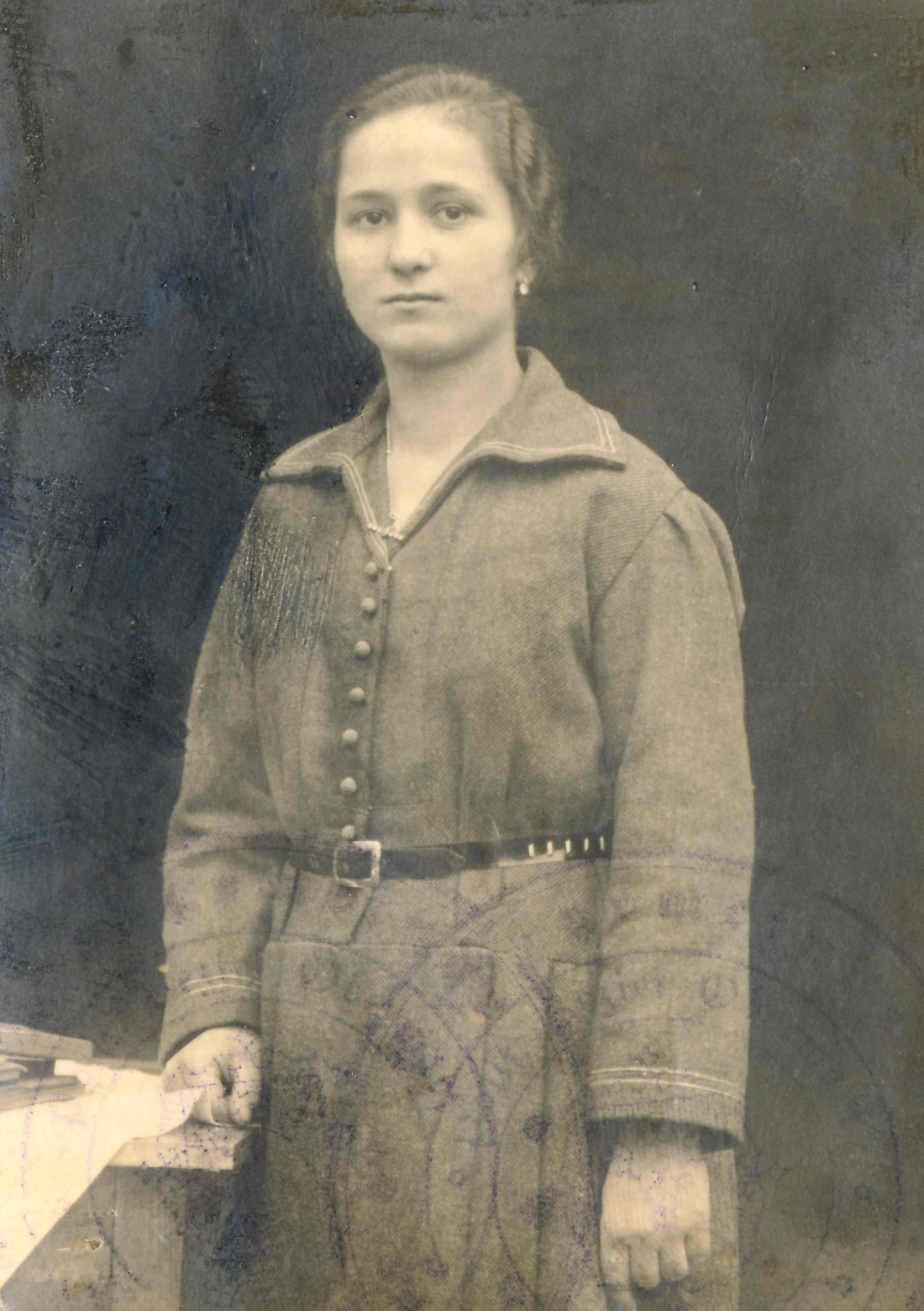 Elsa Benkö (verh. I  Benkö, verh. II Oswald,  ? *1907/+1981) - Portrait