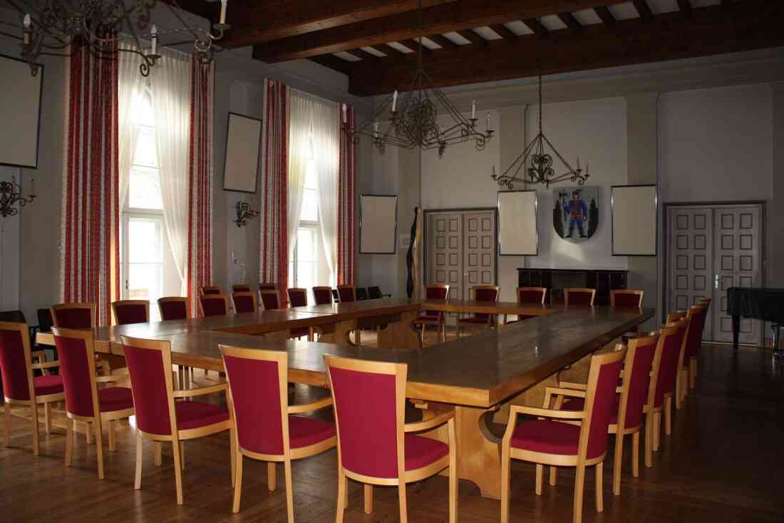 Stadtgemeinde: Rathaussaal im Dezember des Jahres 2012