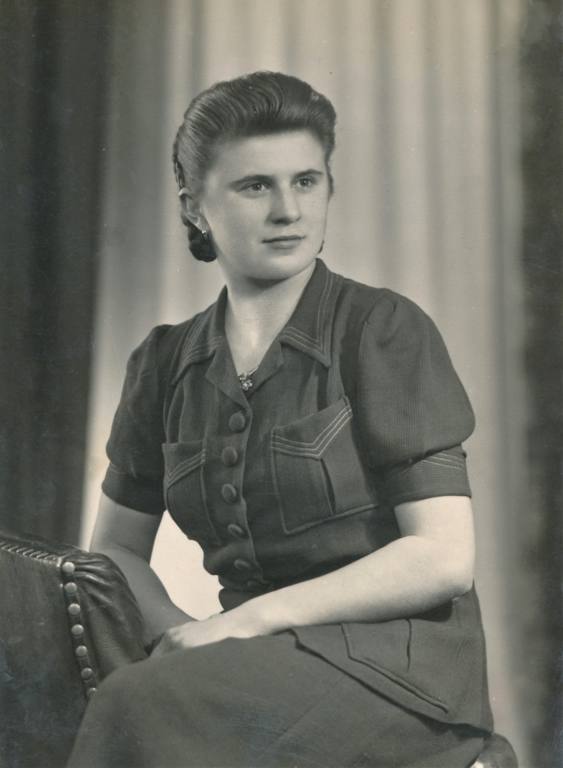 Ilus Fülöp (geb. Fülöp, *1932/+2022) - Dornburgasse 7 (Portrait)