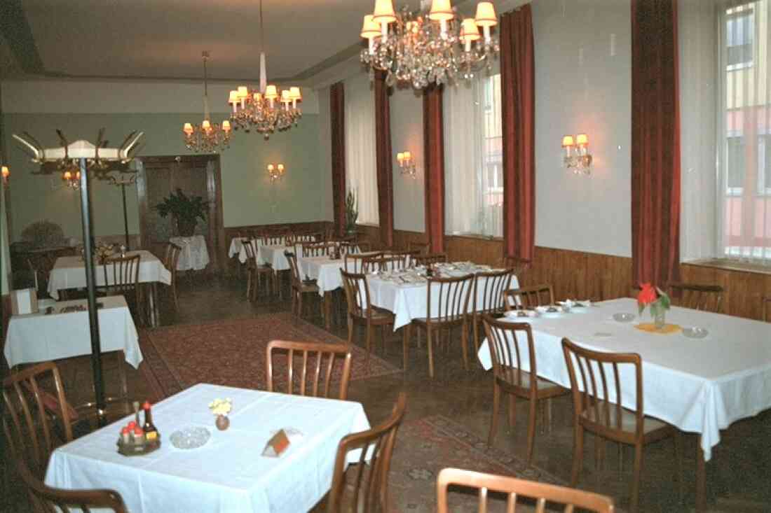 Gasthof Seper (Hauptplatz 2): Saal des Lokals