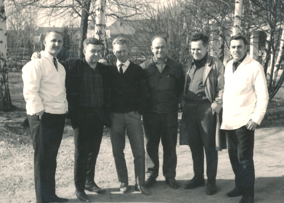 Gruppe von Arbeitskollegen der Bewag - Six/Dondorfer/Traxler/Pongracz/Muth/Bachkönig