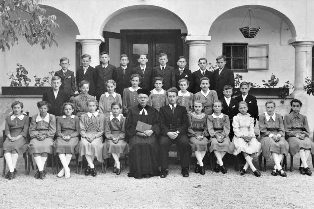 Reformierte Pfarrgemeinde: Konfirmation 1952 (Szeberenyi/Zambo)