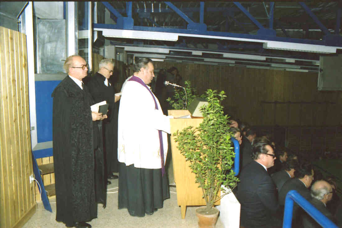 Eröffnung der Sporthalle (Informstraße 2) am 17. Mai 1980