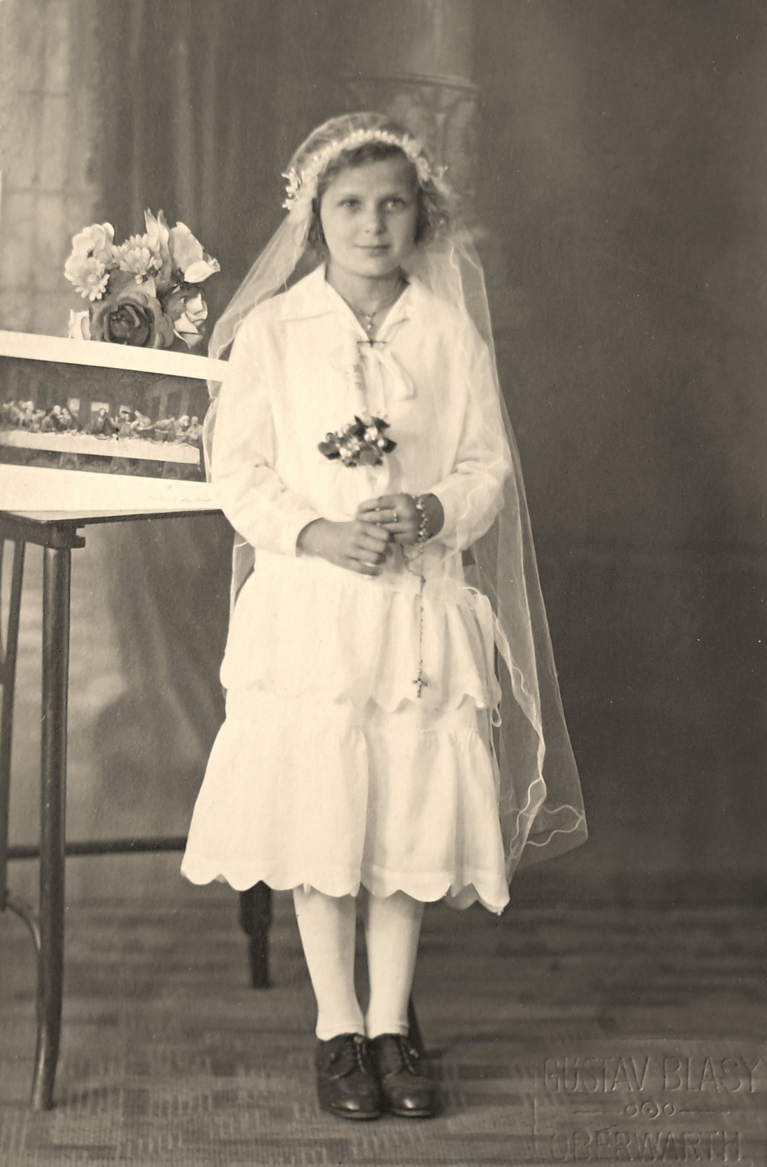 Erstkommunion Anna Mohat (verh. Erdely, *1931/+2017)