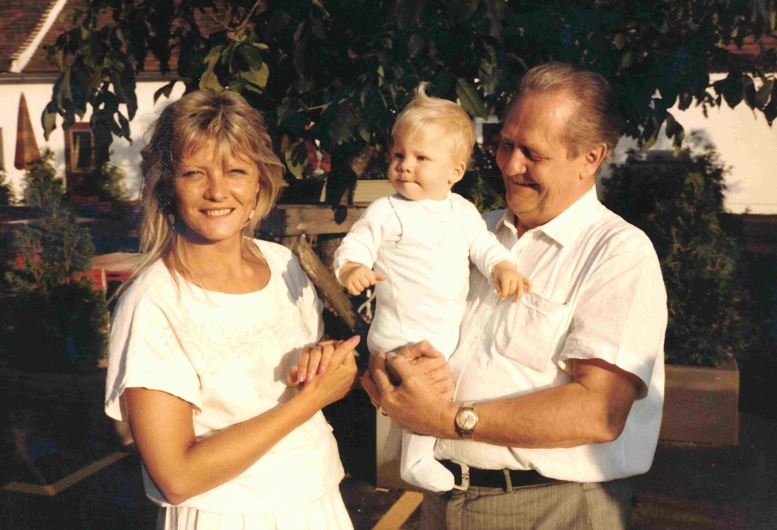 Drei Generationen der Fam. Neubauer - Wienerstraße 35