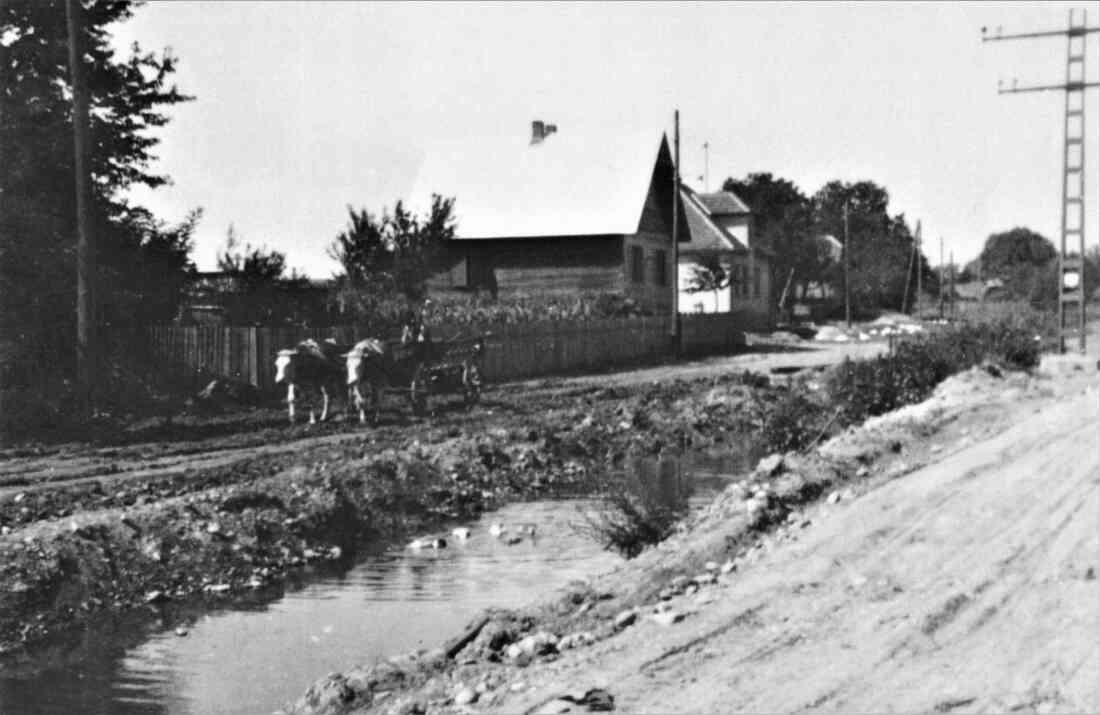 Der Wehoferbach im Bereich Rechte Bachgasse 61 bis 69 in Blickrichtung NW