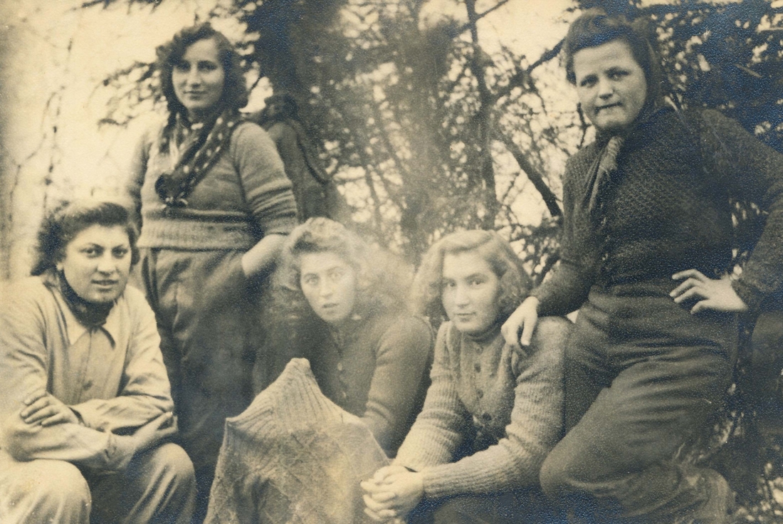 St. Martin: Gruppe von fünf Freundinnen - Korbadits/Ratz/Körper/Klic/Hofstädter/Böcskör)/Konrath/Röhrling/Wölfel/Putner