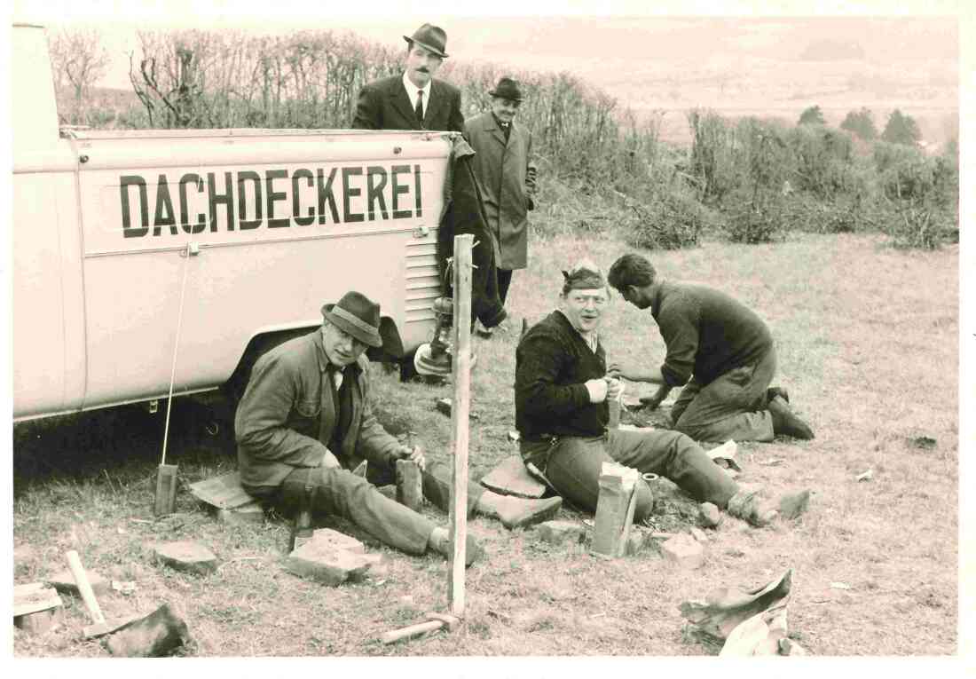 Böllerschießen: stopfen der Böller - Samer/Holler/Raba/Frauer