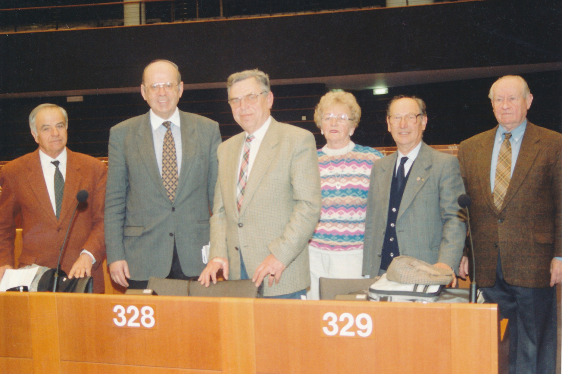 Oberwarter Reisegruppe zu Besuch beim EU-Abgeordneten Dr. Milan Linzer und im EU-Parlament in Brüssel - Gangoly/Taucher/Pesenhofer/Mikovits/Blach
