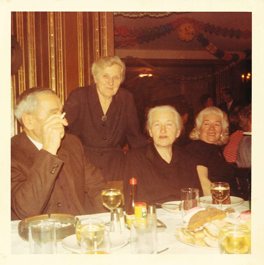 Ball im Gasthof Neubauer - Gangoly/Kantor/Fülöp/Seper