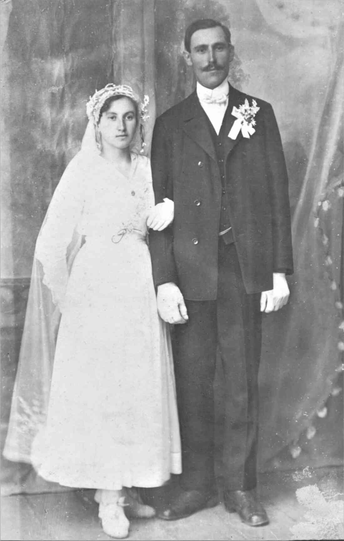 Das Hochzeitspaar Maria Kerschbaum (*1899/+1993) und Josef Bertha (*1888/+1978) - Portrait