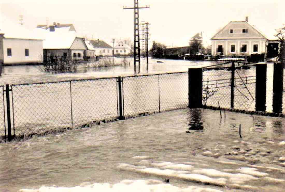 Hochwasser am Wehoferbach 1965:  NW