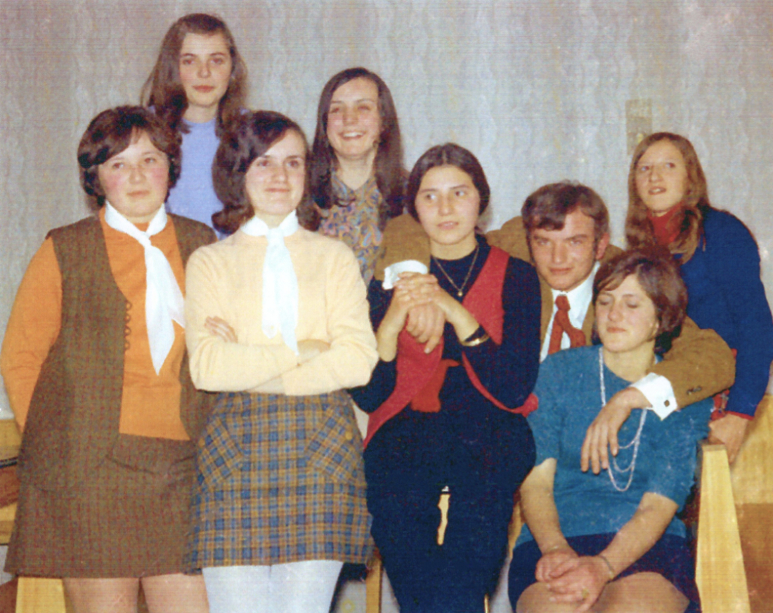 St. Martin: Jugendgruppe im Gasthaus Röhrling - Javorits/Konrath/Klic/Pittner/Meigl