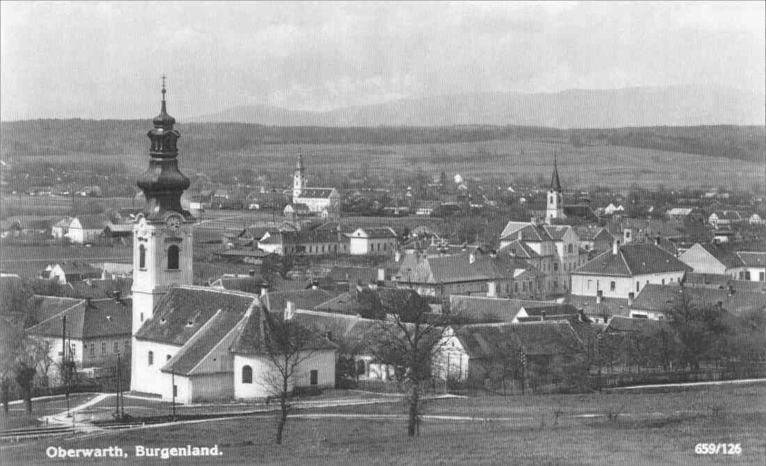 Ansichtskarte: Blick auf die Synagoge und die drei Kirchen