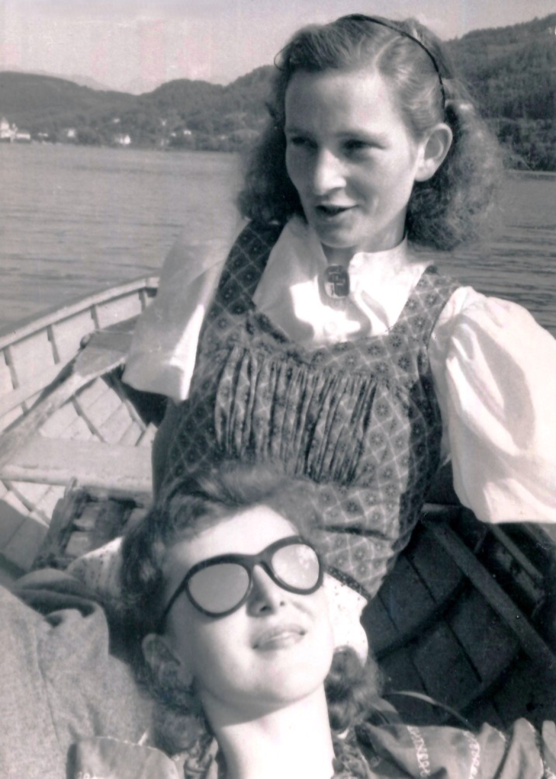 Martha Eigenbauer und Elfriede Graf am Faakersee