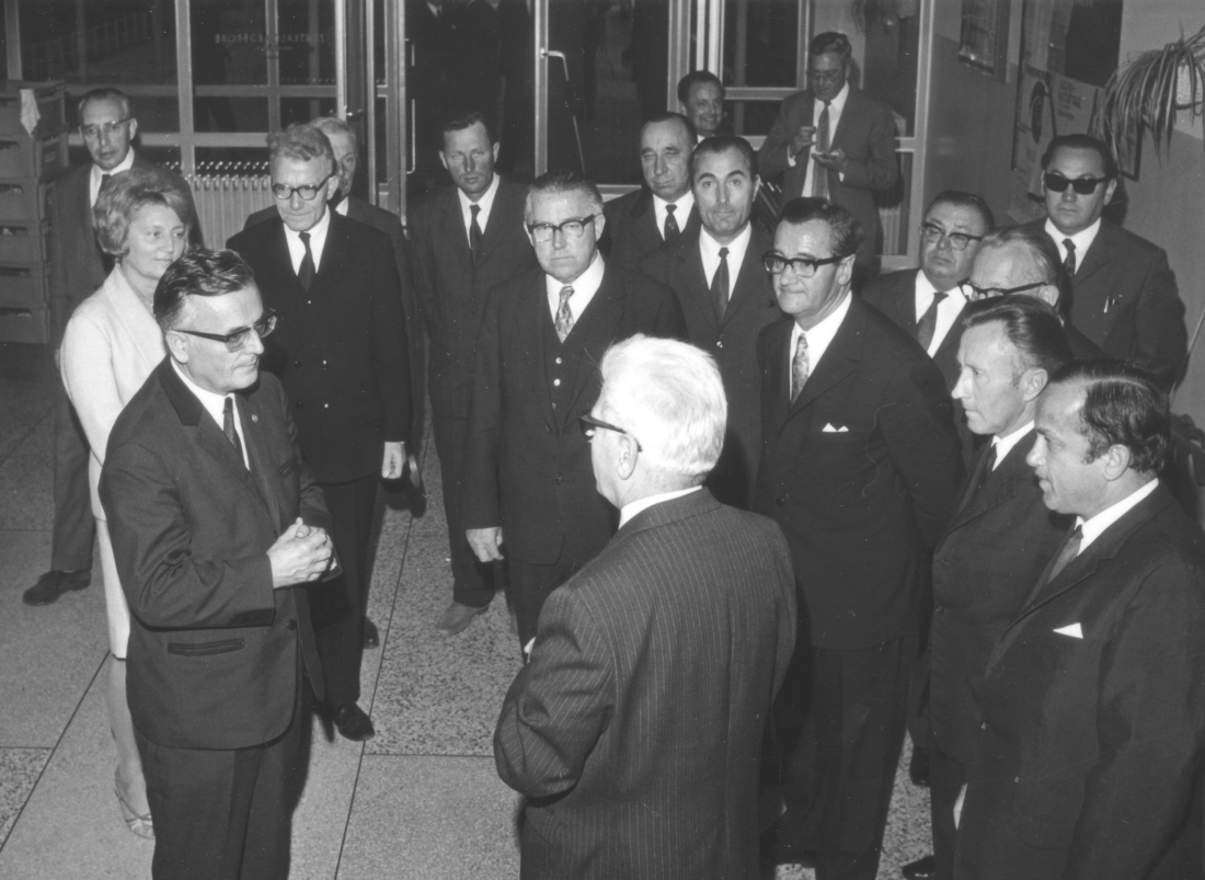 Besuch der Volksschule durch LH Theodor Kery am 10. Oktober 1970