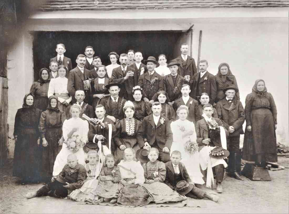 Hochzeit Ezster Seper (*1985/+1983) und Sandor Böcskör (*1888/+1957)