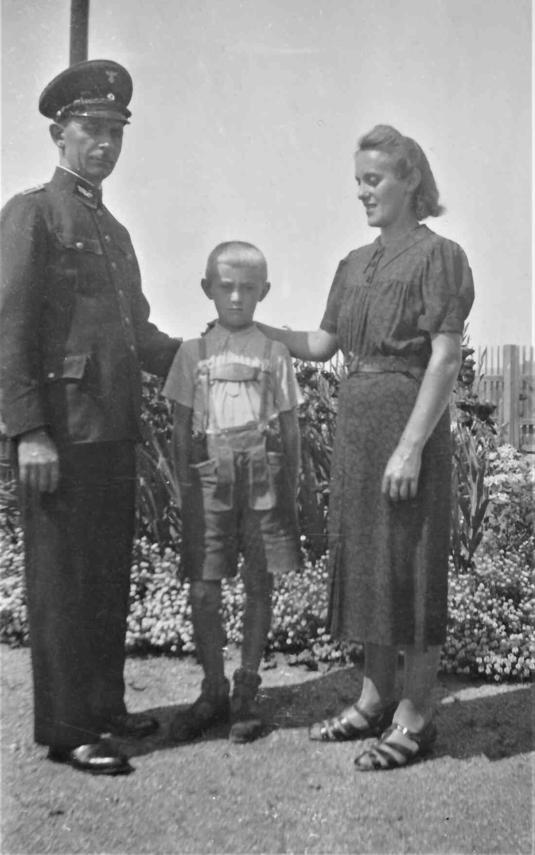 Familie Ludwig Szabo, *1901 / +1980 - (Bahnwärterhaus, heute ca. Molkereistraße 9)