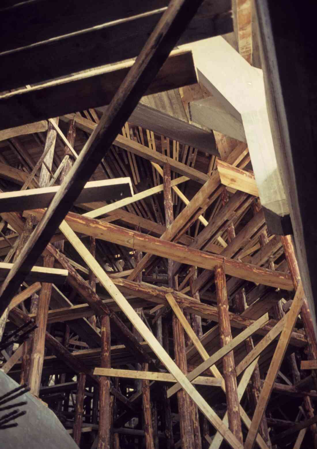 Bau der neuen röm. kath. Osterkirche
