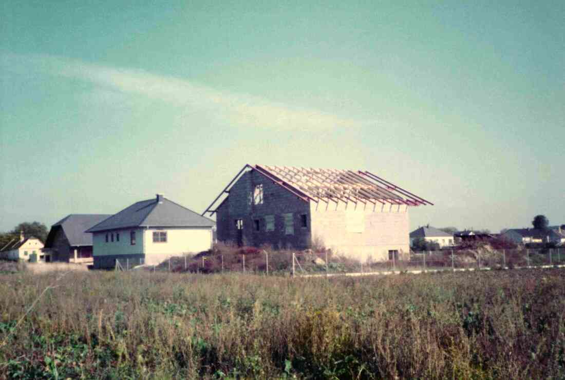 Einfamilienhaus Pomper (Gartengasse 3): der Dachstuhl ist fertig